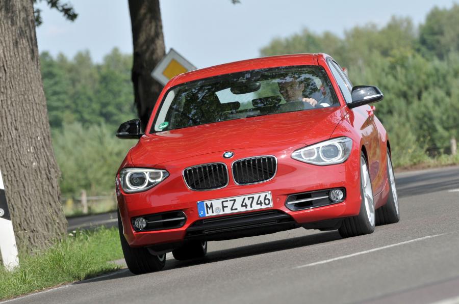  BMW 118i Sport Line 2011 года  (фото 63 из 185)